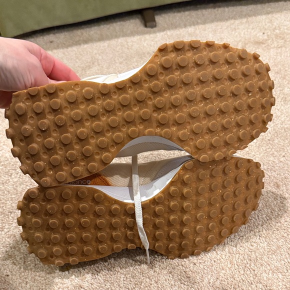 New Balance 327 - Picture 4 of 7